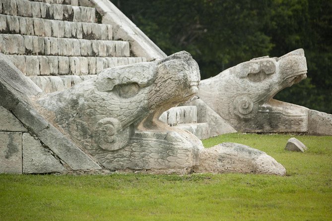 LDS Tour to Chichen Itza + Cenote - Lunch at the cenote: Yucatan buffet fuel, not a placeholder meal