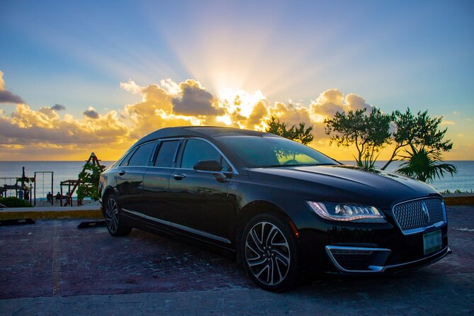 Lincoln Strecth Limo from Costa Mujeres to Cancun Airport - A Cancun Airport Transfer That Actually Saves You Work