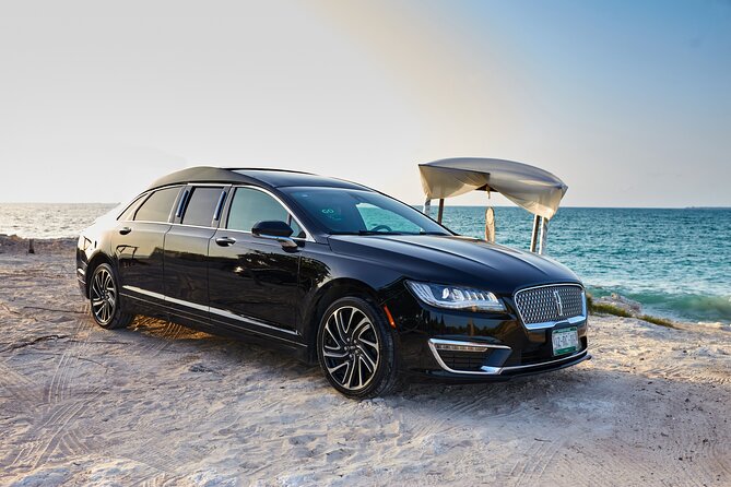 Lincoln Stretch limo from Cancun Hotel Zone to Cancun Airport - Key things to know before you go