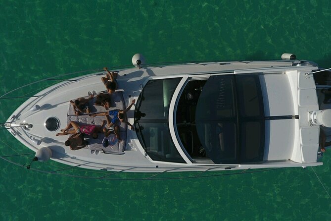 Luxury Sunseeker 50 - 6 hs Cancun - Isla Mujeres (MagicSea-SS) - Chef-Driven Lunch Aboard: Fresh Food Changes the Mood