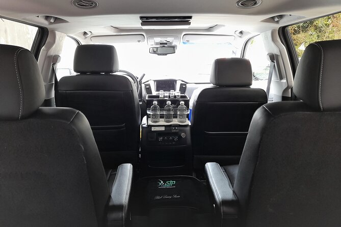 Luxury SUV arrivals from Cancun Airport one way - What the Ride Feels Like: Clean SUV, AC, and Small Comforts That Matter