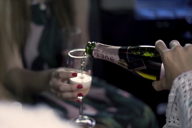 Luxury SUV arrivals from Cancun Airport one way - Who This Transfer Fits Best