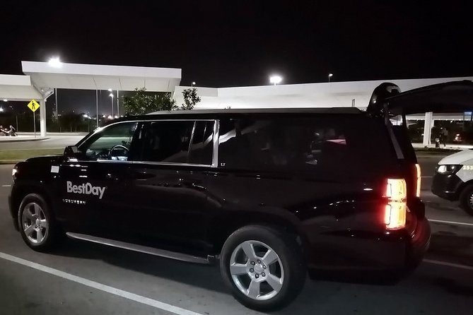 Luxury SUV Private Transfer R/T-Airport-Hotel-Airport- Playa del Carmen - Included features that matter for real comfort