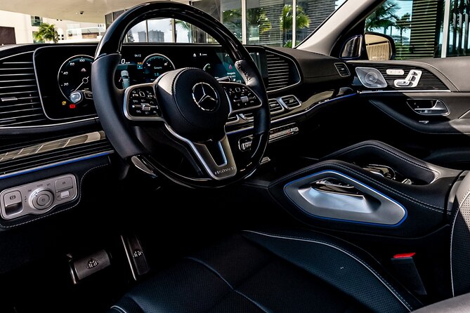 Luxury Transfers in a Mercedes Maybach GLS 600 - Should You Book This Maybach Transfer in Cancun?