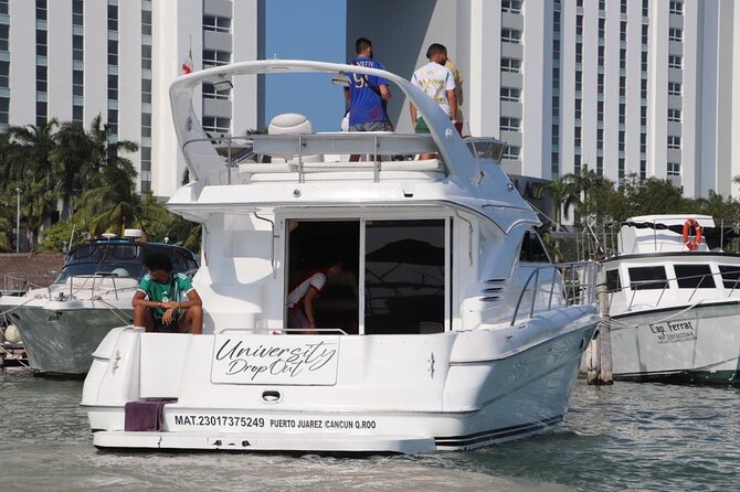 Luxury Yacht in Paradise and snorkel by Isla Mujeres - Choosing the Right Time Slot: 2 Hours vs 4 Hours vs 6 Hours