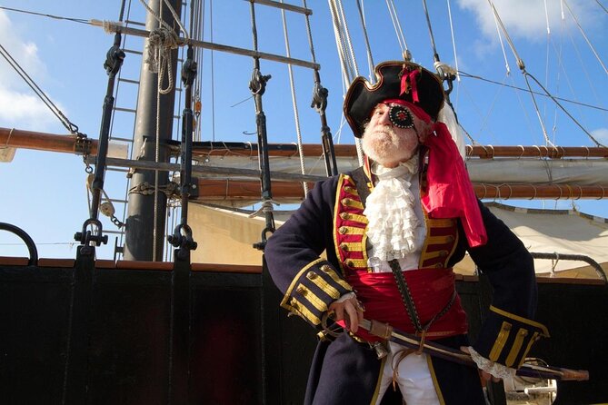 Night Pirate Show in Cancun aboard a Pirate Ship Lobster Dinner - Key highlights at a glance