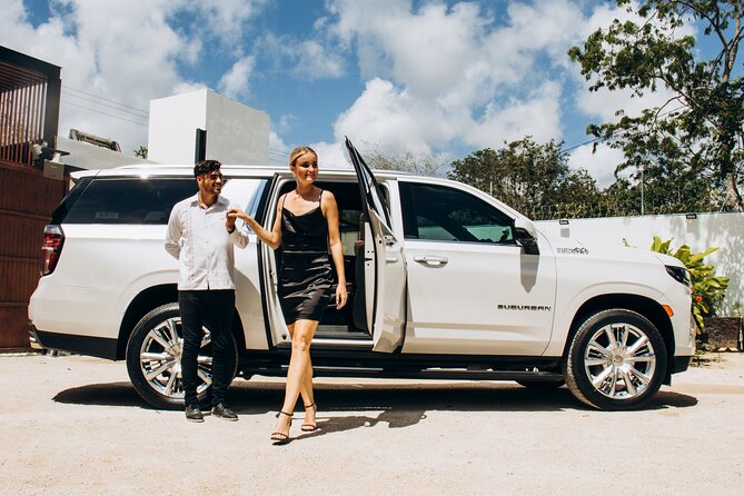 One way Private Transfer Cancun - Cancun International Airport - Going to the airport: parking, terminals, and timing