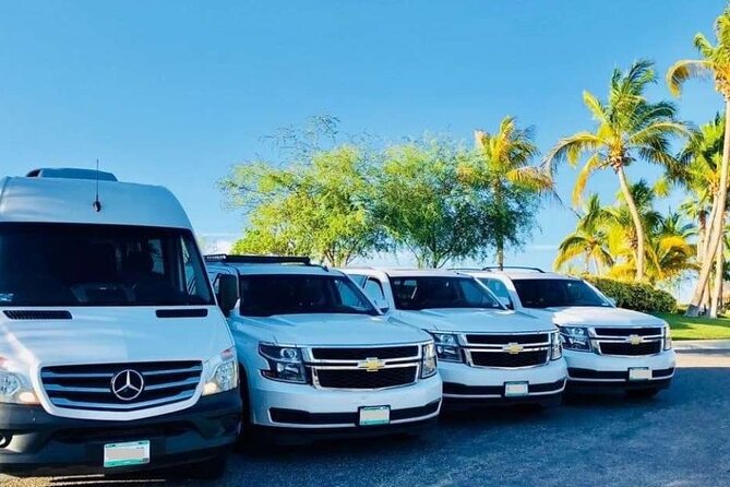 One way Transfer from Hotels to Cancun International Airport - Door-to-door transfer from Cancun hotels to the airport