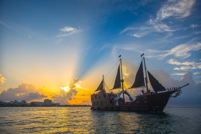 Pirate Ship Jolly Roger with Dinner and Open Bar - What You Really Get on the Jolly Roger: Dinner, Open Bar, and a Pirate Show