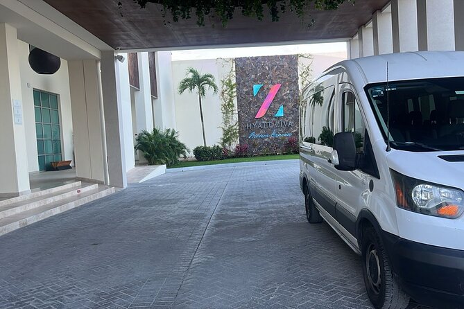 Private Airport Transfer: Cancun Airport ⇄ Hotel Zone (One Way) - The booking to pickup flow, with details that actually matter