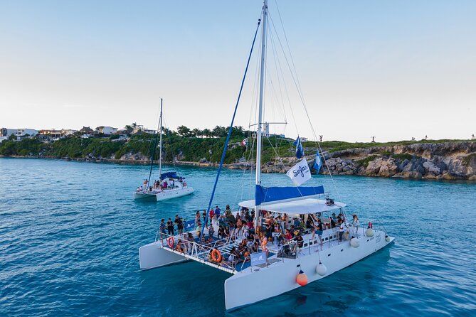 Private Catamaran from Cancun to Isla Mujeres | For up to 100 pp - Meeting Marina Las Perlas Like a Pro