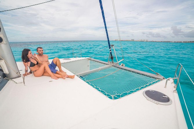 Private Catamaran from Cancun to Isla Mujeres | For up to 30 pepl - Cruise vibes from Cancun to Isla Mujeres