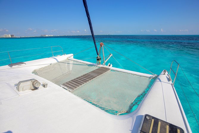 Private Catamaran from Cancun to Isla Mujeres | For up to 40 pp - Spinnaker Sailing: The “Fly” Moment and How to Maximize It