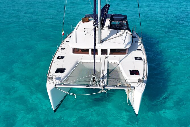 Private Catamaran Tour Super to Isla Mujeres - Drinks on Board and the 21+ Rule: Fun, But Know the Boundaries