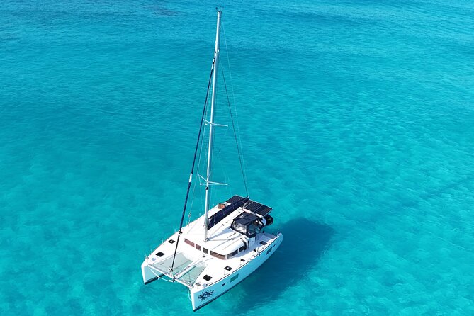 Private Catamaran Tour to Isla Mujeres - Snorkeling at the El Meco reef: what you’re really paying for