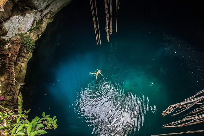 Private Chichen Itza, Ek Balam, and Ik Kil Cenote, Lunch - Ik Kil cenote: swim time in the underground swimming hole