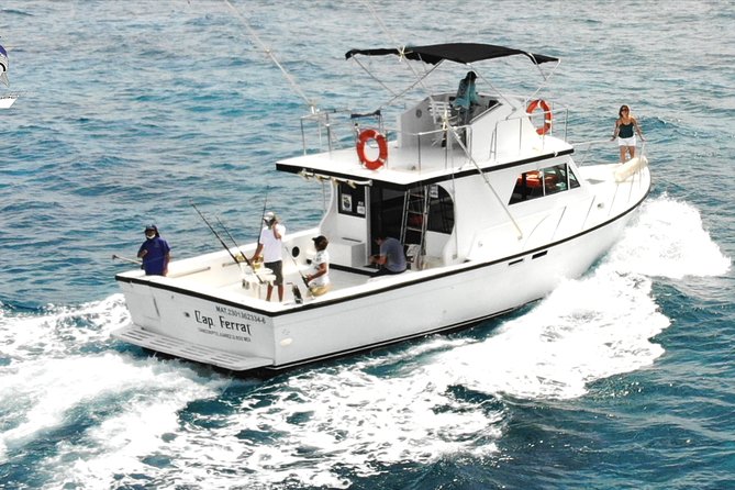 Private fishing charter Boat 48ft 12 pax Good Marlin and Sailfish - What the 4-Hour Trip Feels Like on the Water
