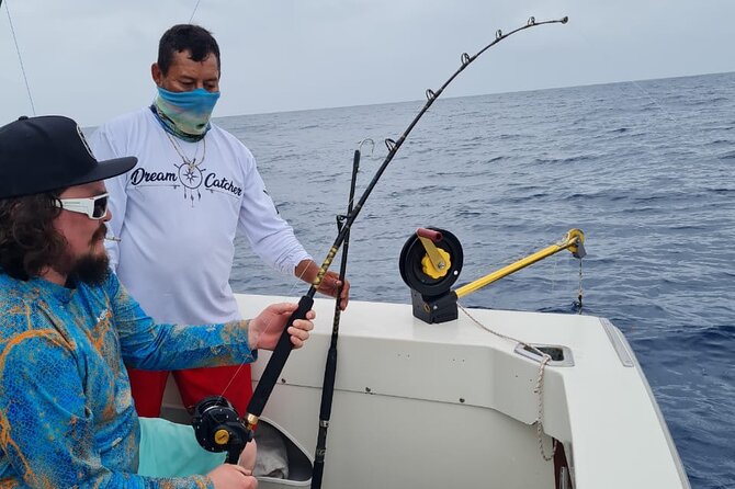 Private Half-Day Fishing Experience in Puerto Morelos - Trolling Reality Check: Diesel Smell and Engine Noise