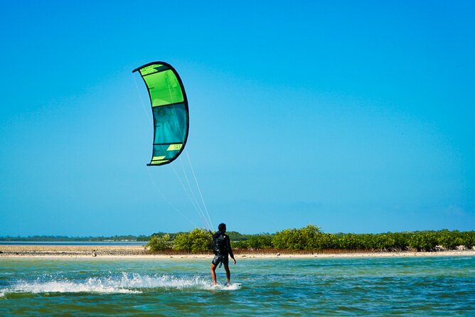 Private Kiteboarding lesson in Cancun - Getting There from Cancun: Meeting Point and Practical Notes