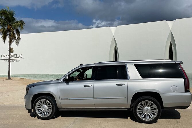 Private Luxury Transfer from Airport to Playa del Carmen - Luxury vehicle expectations: the Escalade question
