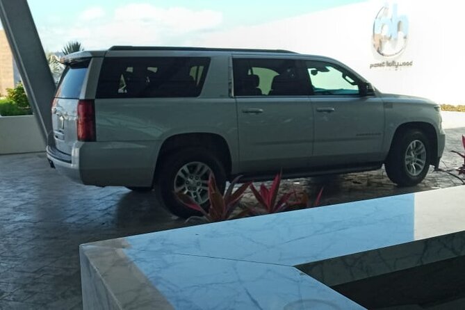 Private luxury transportation from CUN Airport to Playa del Carmen - Price and value: when $63.50 makes sense