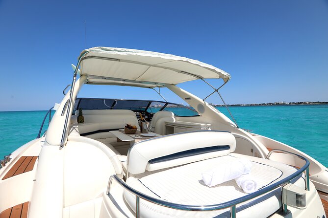 Private Premium Yacht 46FT Rental in Cancún - 1 and 2 hours: Nichupte Lagoon, mangroves, and a turquoise swim stop