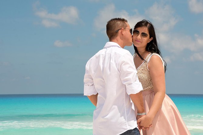 Private Professional Photography Session in Cancun - How you’ll work with the photographer, including Carlos Martinez style cues