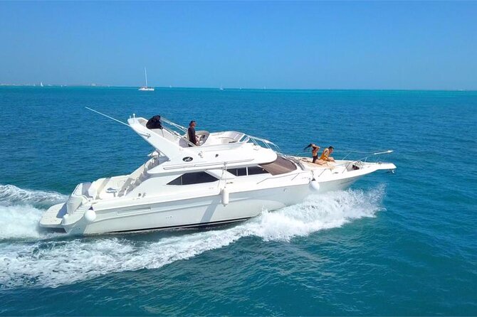 Private SeaRay 47ft Yacht Rental Cancun 23P6 - Calle Sunset Marina Meeting Point: Where Your Day Starts