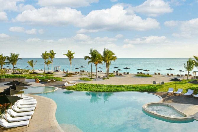 Private Transfer: Cancun Airport CUN to Playa del Carmen in SUV - Arrival in Playa del Carmen: what your first hour can look like