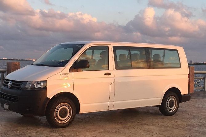 Private Transfer Cancun-Playa del Carmen/Ferry/Puerto Aventuras - Private Cancun ground transfer, with a plan that actually reduces stress