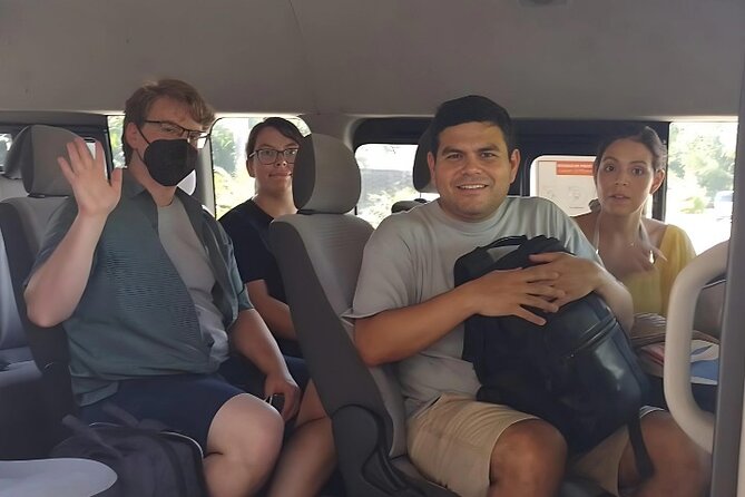 Private Transfer Cancun-Playa del Carmen/Ferry/Puerto Aventuras - Communication that matters: WhatsApp, quick texts, and driver patience