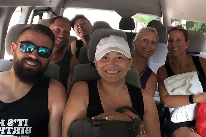 Private Transfer Cancun-Playa del Carmen/Ferry/Puerto Aventuras - Finding your driver: name signs, terminal logic, and why timing matters