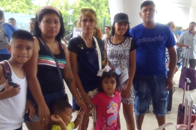Private Transfer in Cancun - Cancun Airport Pickup, Meet and Greet, and Mobile Voucher