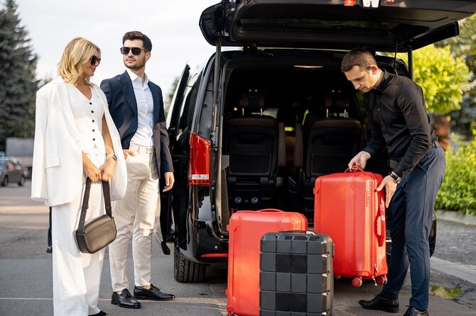Private Transfer to and from CUN Cancun International Airport - Why A Private CUN Airport Transfer Feels Different