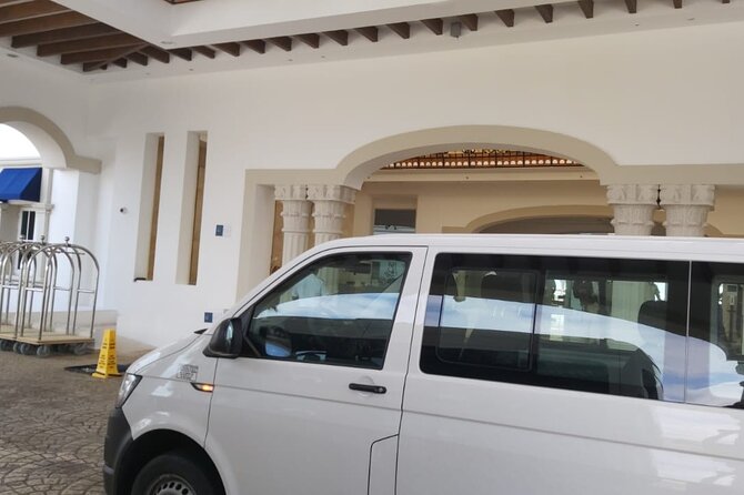 Private transportation CUN Airport-Puerto Juarez & Playa Mujeres - Comfort That Feels Like a Real Arrival