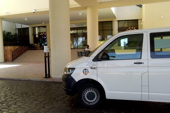 Private transportation from CUN Airport to Cancun Hotel Zone - Price and Value for a Direct Hotel Zone Transfer