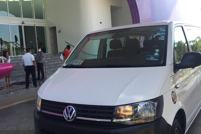 Private transportation from CUN Airport to Puerto Aventuras and Akumal - Group size, private service, and how that affects your day