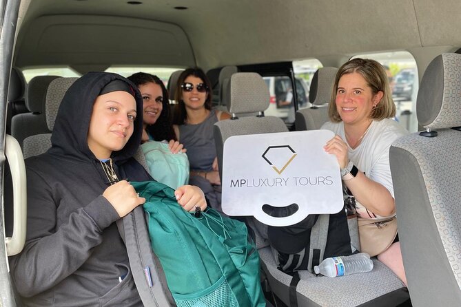 Private Transportation from Zona Hotelera CUN To Cancun Airport - Who This Transfer Fits Best