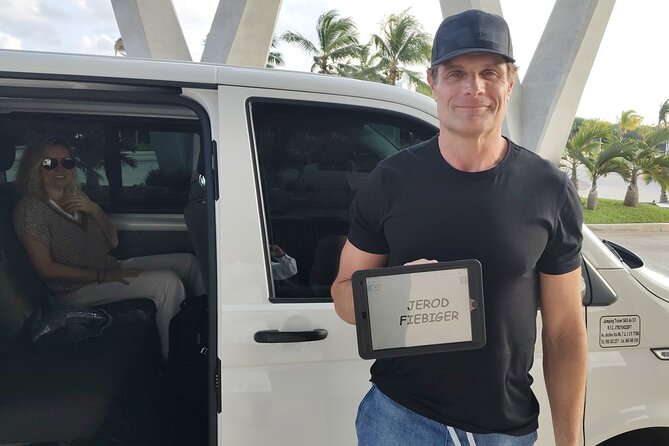 Private Transportation to/from Cancun Airport - Airport Pickup: How You Find Your Driver at Cancun