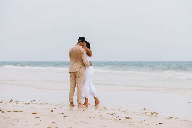Private Vacation Photoshoot with Photographer in Cancun - Why a Private Cancun Photo Session Beats DIY