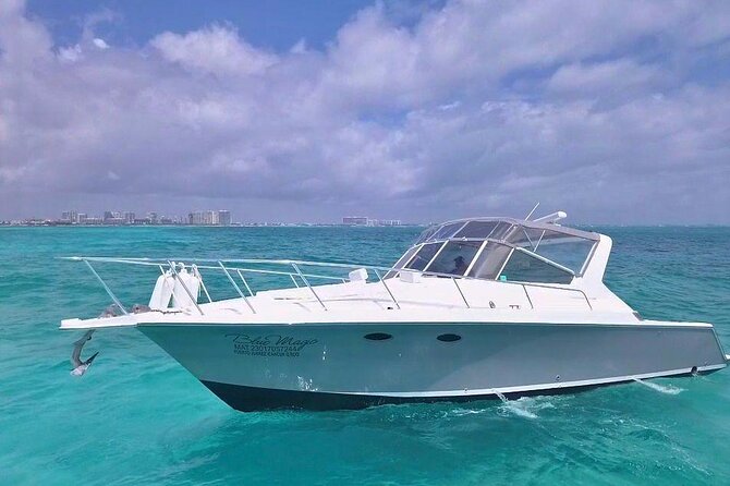Private Yacht Cancun 42ft up to 8 people - Choosing your 2, 4, or 6 hours on the Cancun 42ft yacht