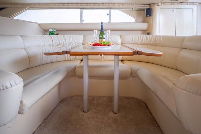 Private Yacht Rental Sea Ray 46ft Cancun 23P3 - Snorkeling plan and gear: included, but choose your duration wisely