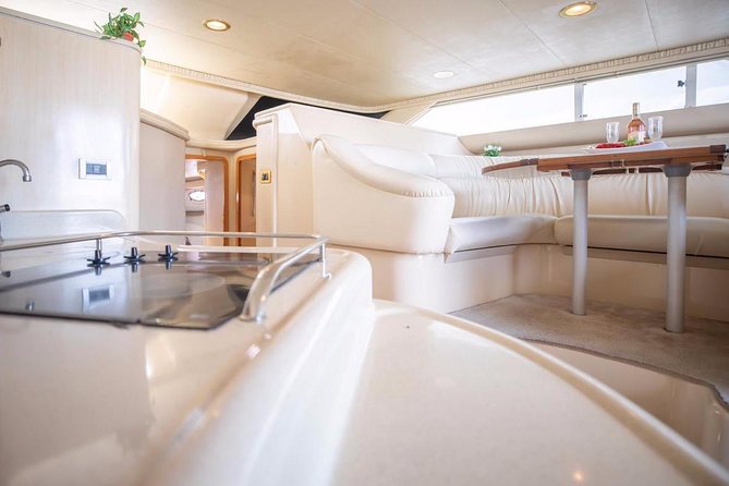 Private Yacht Rental Sea Ray 46ft Cancun 23P3 - Drinks, food energy, and how to handle alcohol expectations