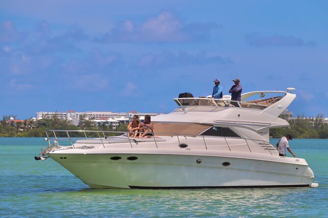 Private Yacht SeaRay 46ft Cancun 25P17 - Choosing 2 vs 4 hours: snorkeling and Isla Mujeres rules