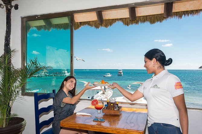 Puerto Morelos Reef Snorkeling Tour with Lunch & Hotel Pickup - The Puerto Morelos Fish Market lunch: what you eat and why it feels local