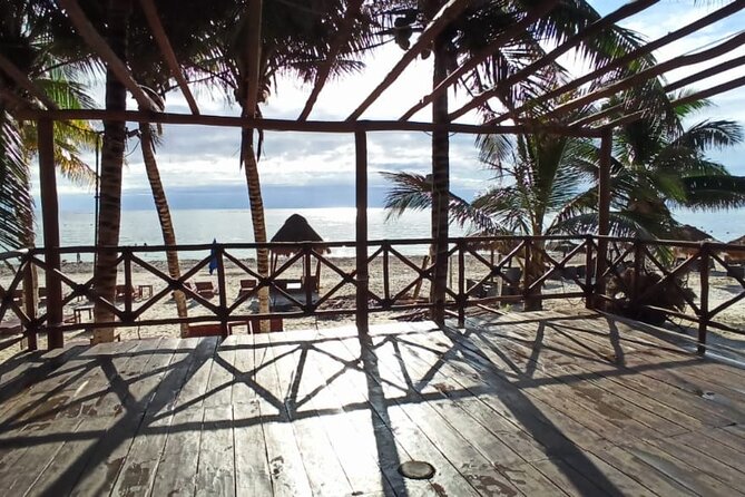 Puerto Morelos Salsa or Bachata Dance lesson from Puerto Morelos - Bachata Options: Learn the Style Without Feeling Lost