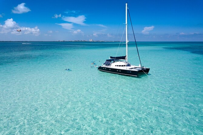 Puerto Morelos Secret Sandbar Catamaran Sail - Puerto Morelos National Reef Park: the calm sail and the single main stop