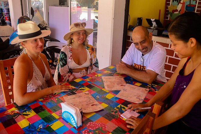 Puerto Morelos Walking Food Tour - What you learn on the walk: street art plus real-food context