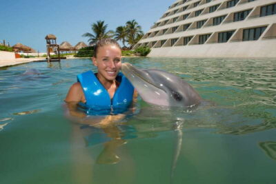 Punta Cancun: Swim with dolphins Interax