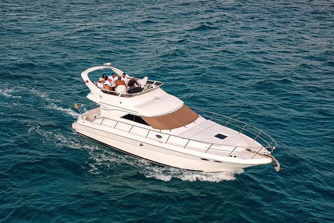Rent a Private 46ft Yacht in Cancun - Meeting at Calle Sunset Marina, and how to keep the day smooth